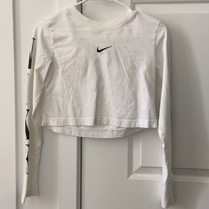 cropped nike long sleeve tee.